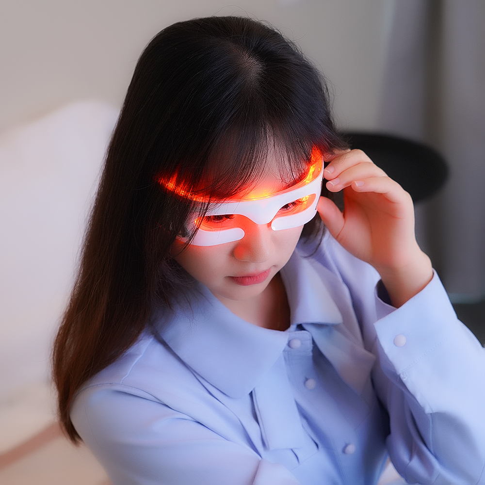 LED Eyecare Mask Device EMS Si - Light Therapy Glasses のレビューと価格